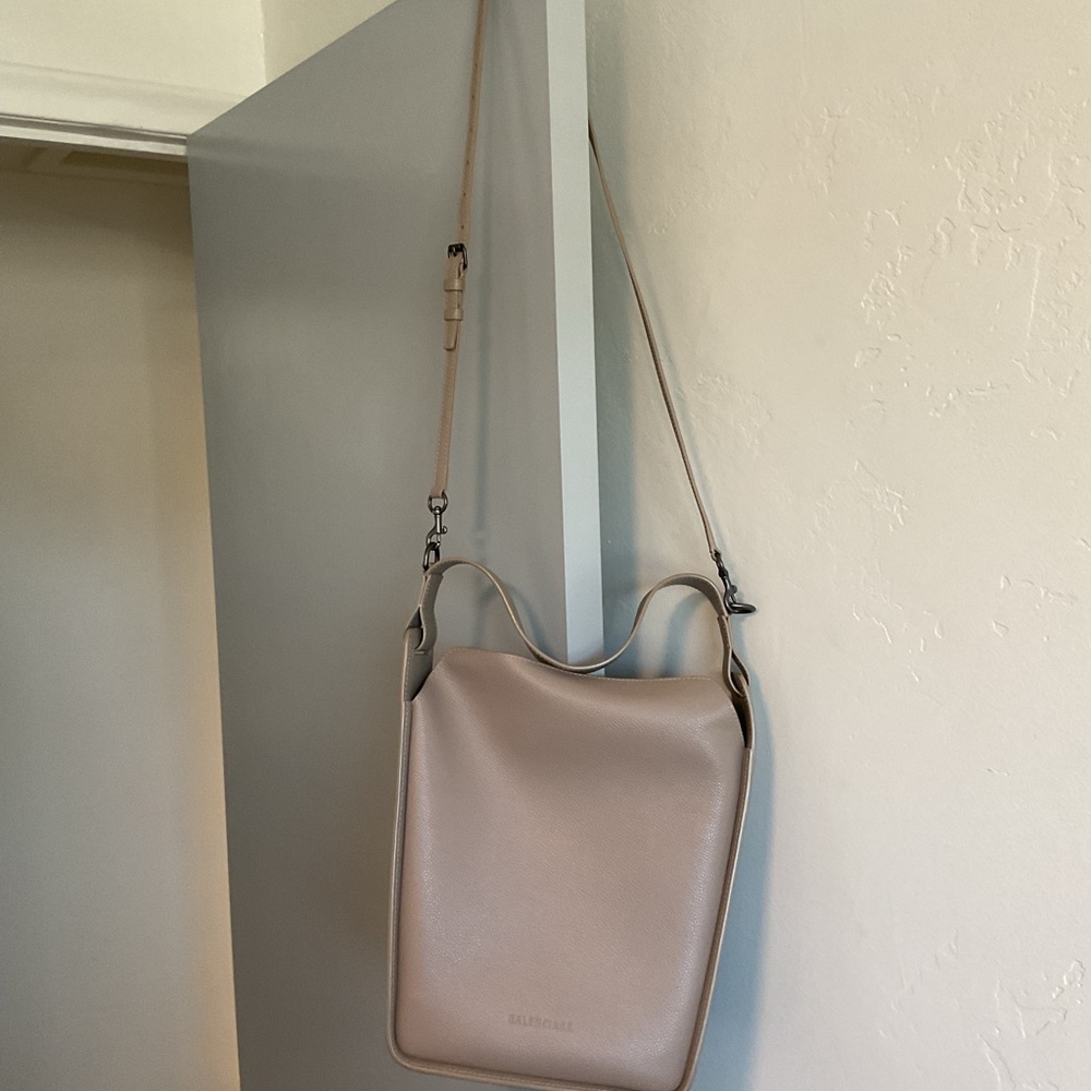 BALENCIAGA NORTH SOUTH TOOL CROSSBODY